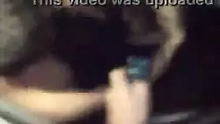 إغراءات مراهقة: اختناق بالقضيب وتلقي القذف على الوجه