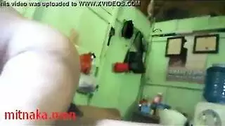 موزه مصرية مربربة تتناك في كسها وتستمتع وأسخن آهات فاجرة ومحن وهياج