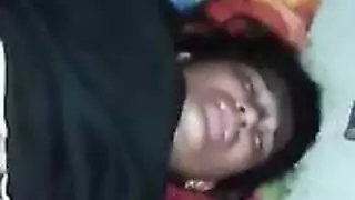 الهرة الكبيرة بالسلاسل حلق عميق