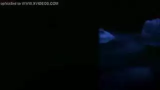 إميلي في عطلة نهاية الأسبوع لوحدها: جلسة جماع يائسة وقاسية