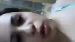 بتضرب سبعه ونص ولابسه الهاند فيري