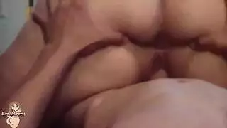 فانتازيا جماع وجه نيون تقيء، سيلان لعاب وبلع السائل المنوي