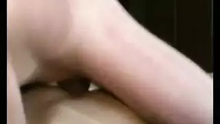ابن الزوج ينيج ابنة زوجته الممحونة بكل وضع